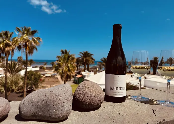 펜션 Casita Malvika - Luxury And Sea View - 1min To The By Lanzarote 코스타 테기세