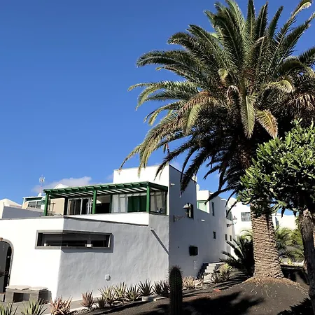 Casita Malvika - By Lanzarote Vakantiehuis Costa Teguise