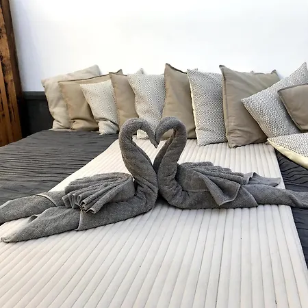 Casita Malvika - By Lanzarote Vakantiehuis Costa Teguise