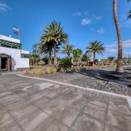 Casita Malvika - Luxury And Sea View - 1min To The By Lanzarote Casa de Férias